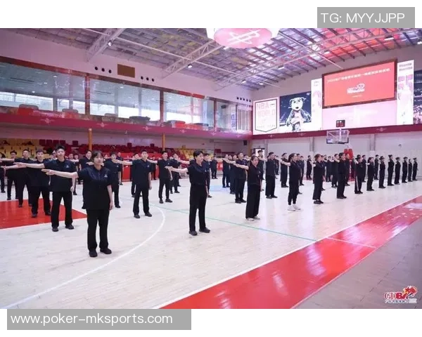 探索一级篮球裁判的职业发展与挑战提升裁判素质促进篮球赛事公平性 探索一级篮球裁判的职业发展与挑战提升裁判素质促进篮球赛事公平性