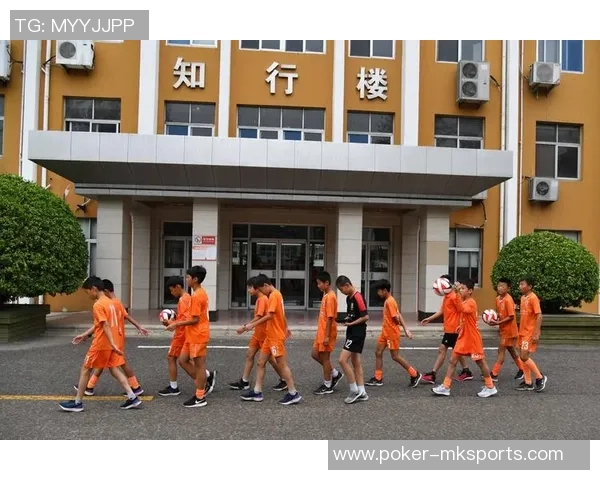 足球小王涛的成长之路与梦想追逐的精彩故事 足球小王涛的成长之路与梦想追逐的精彩故事